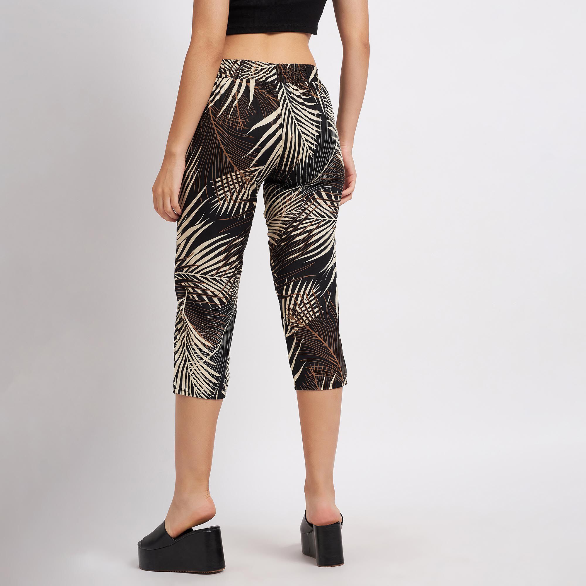 Fuss Free Printed Capri Trapeze Pant